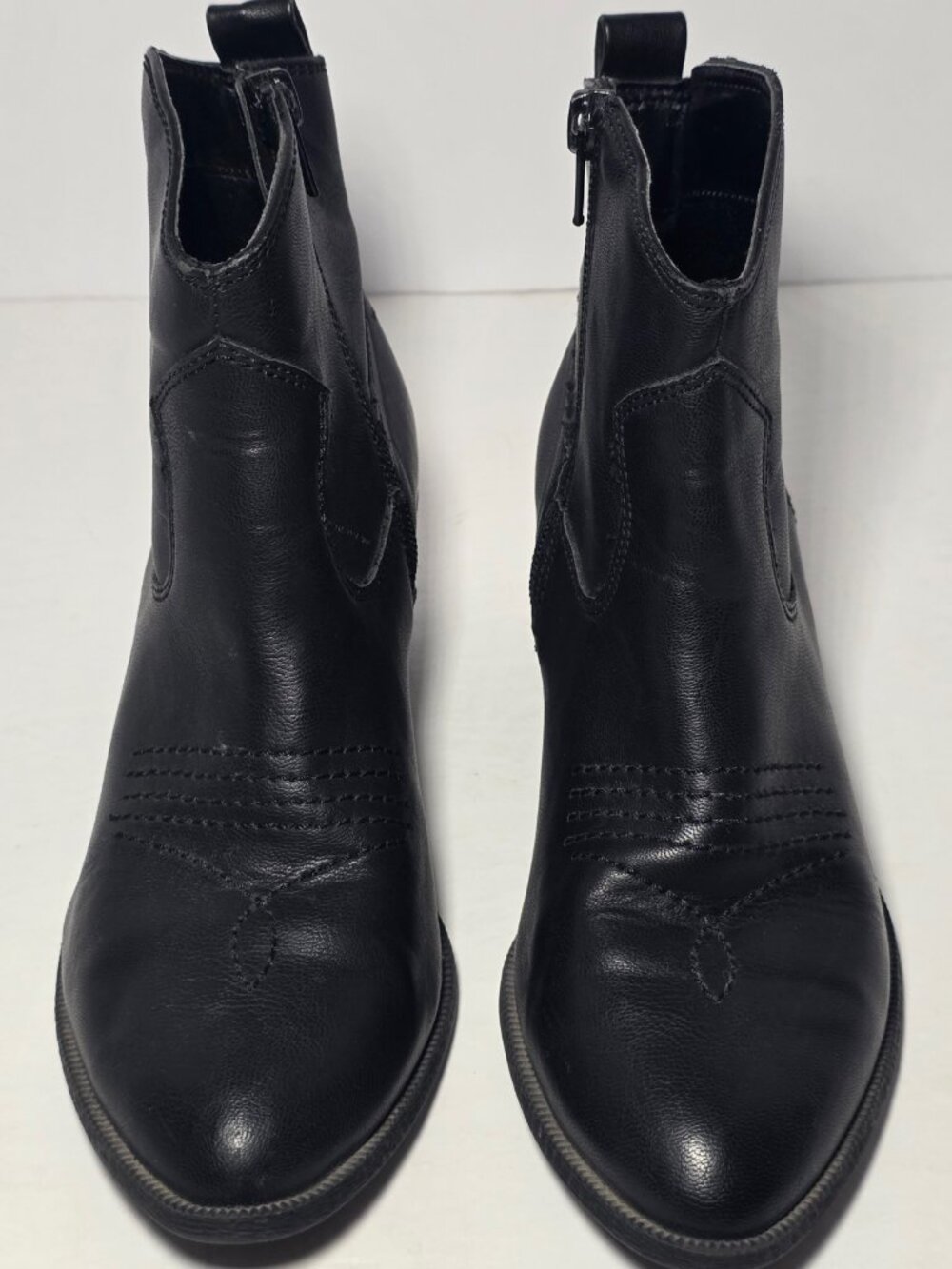 Style & Co Womens Black Zippered Ankle Boots Size 5.5M